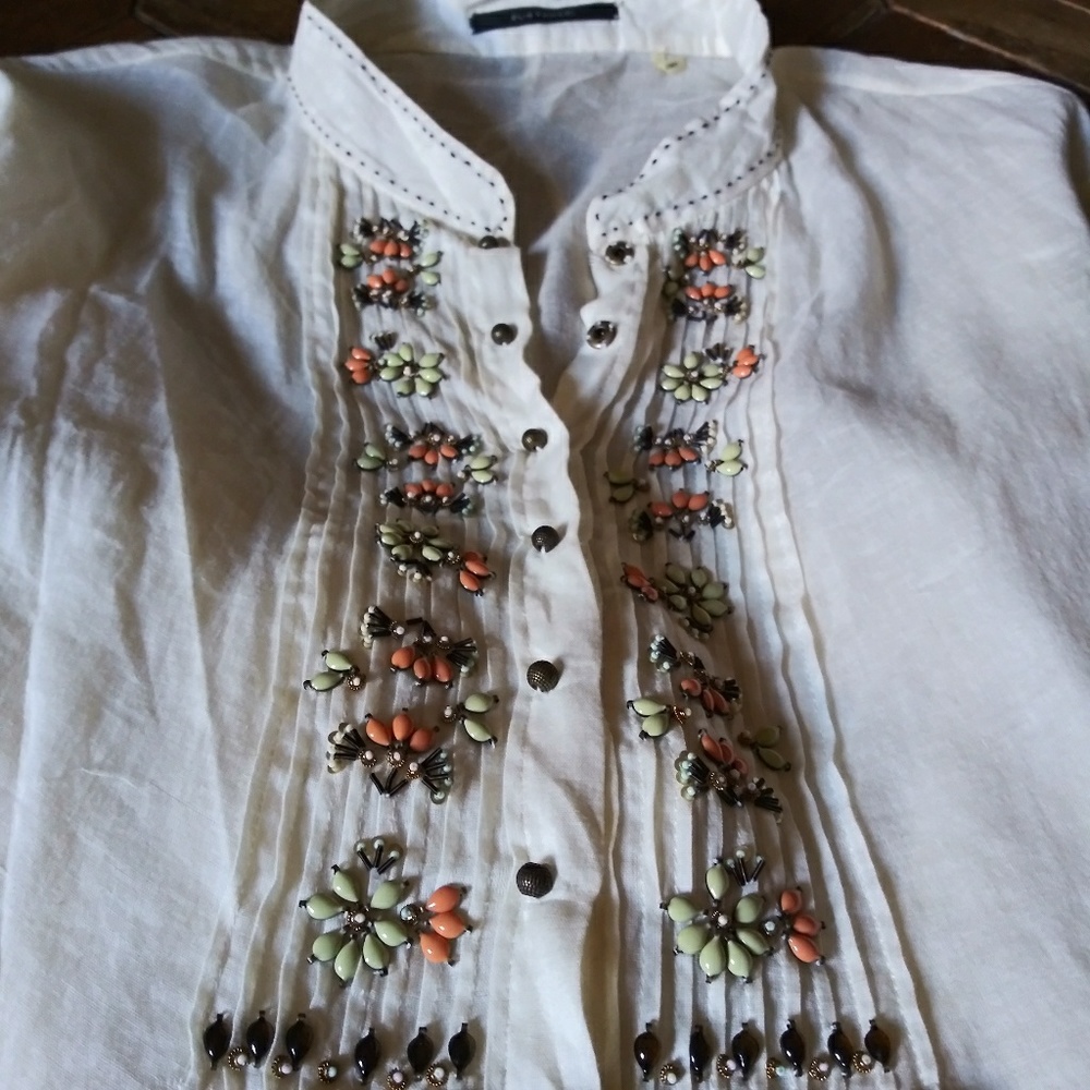 NWOT {Elie Tahari} Stunning Embroidered Blouse - Picture 2 of 8